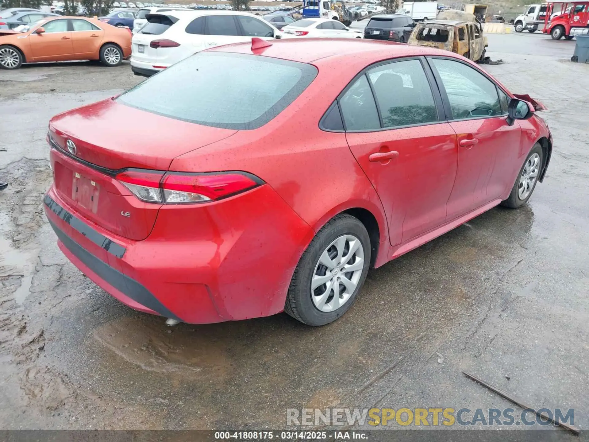 4 Photograph of a damaged car 5YFEPRAE1LP096201 TOYOTA COROLLA 2020