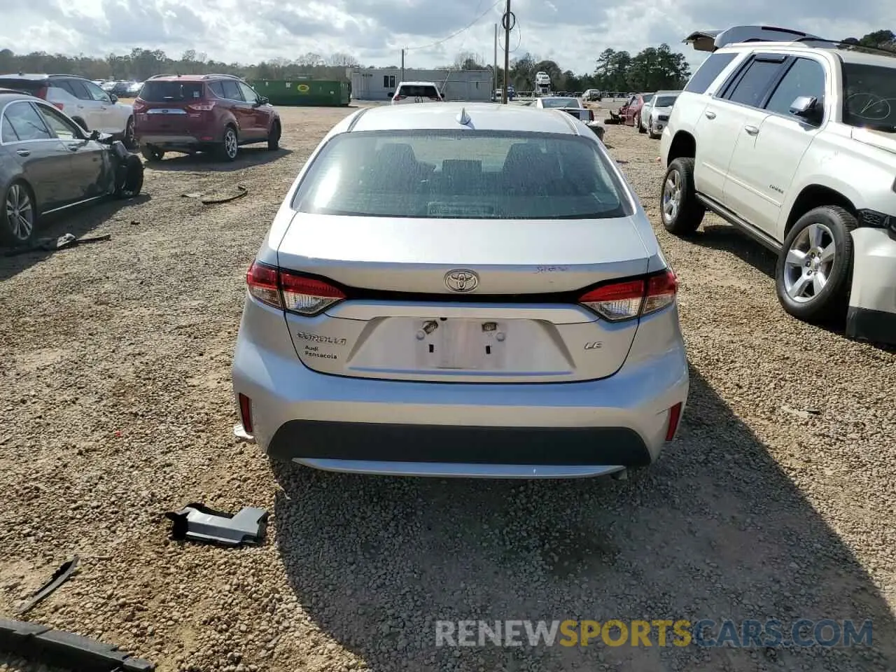 6 Photograph of a damaged car 5YFEPRAE1LP098630 TOYOTA COROLLA 2020