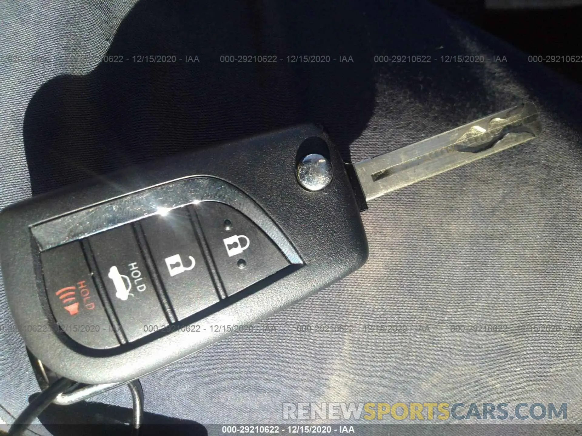 11 Photograph of a damaged car 5YFEPRAE1LP107424 TOYOTA COROLLA 2020