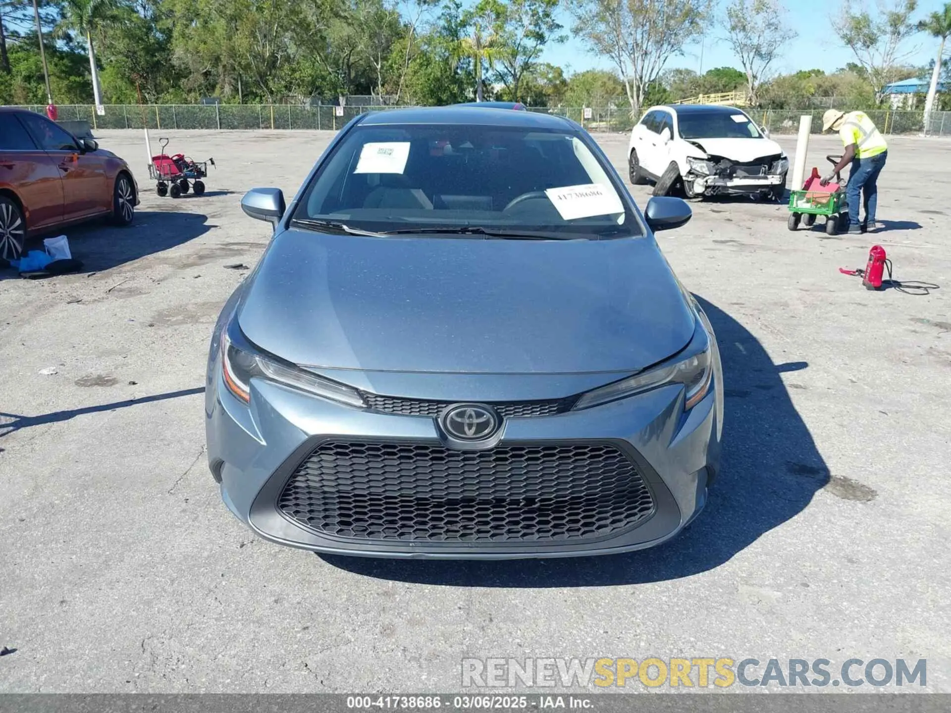 13 Photograph of a damaged car 5YFEPRAE1LP115412 TOYOTA COROLLA 2020