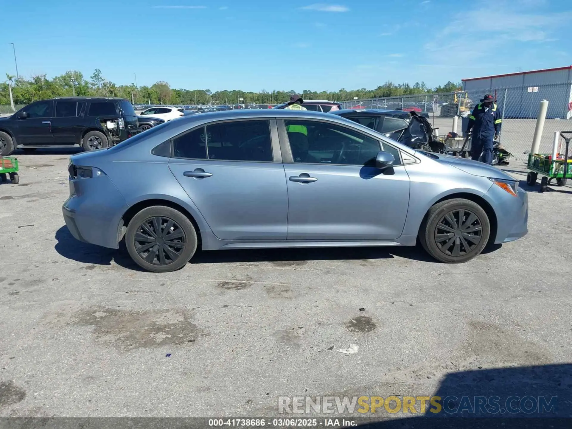 14 Photograph of a damaged car 5YFEPRAE1LP115412 TOYOTA COROLLA 2020