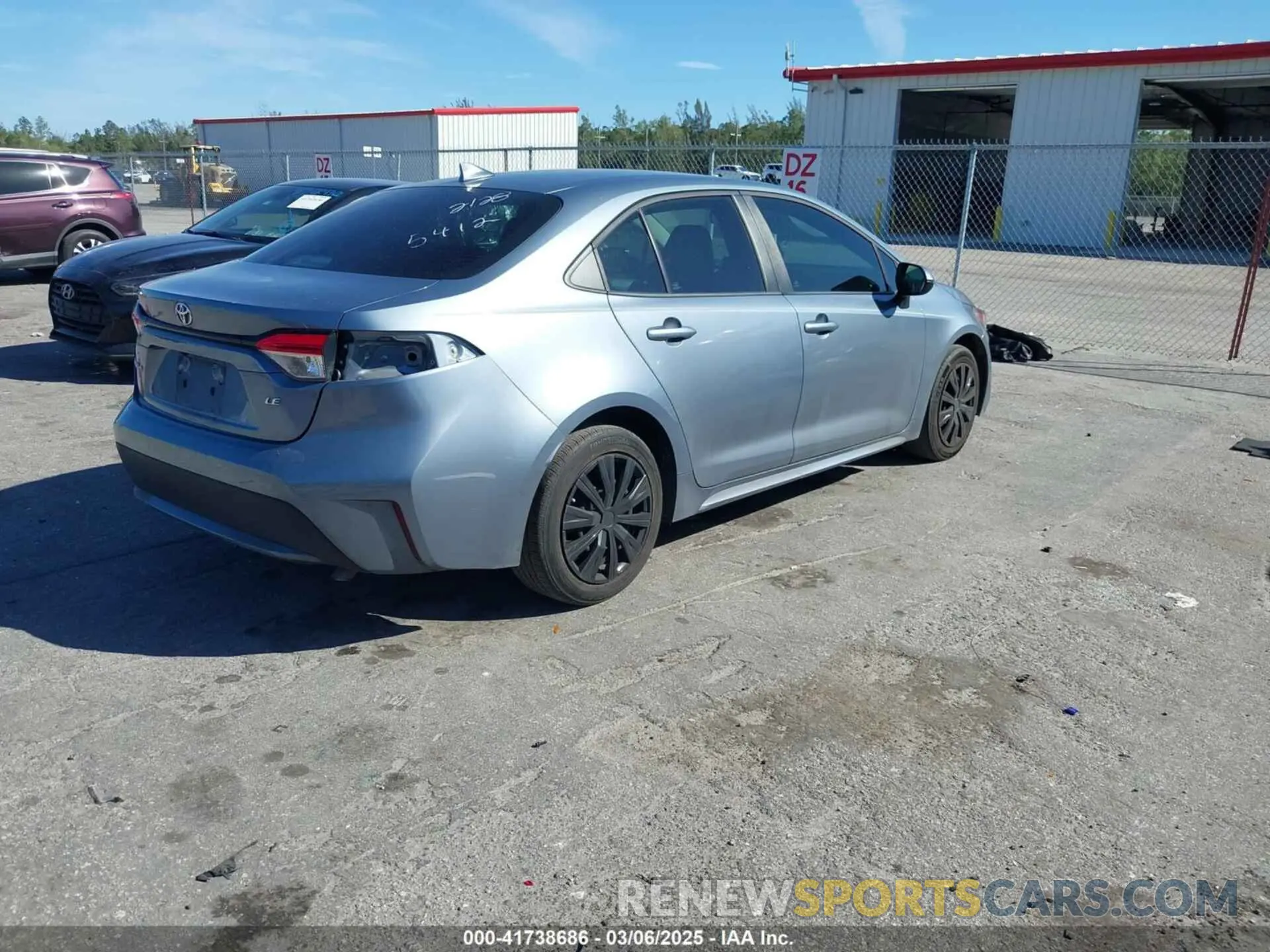 4 Photograph of a damaged car 5YFEPRAE1LP115412 TOYOTA COROLLA 2020