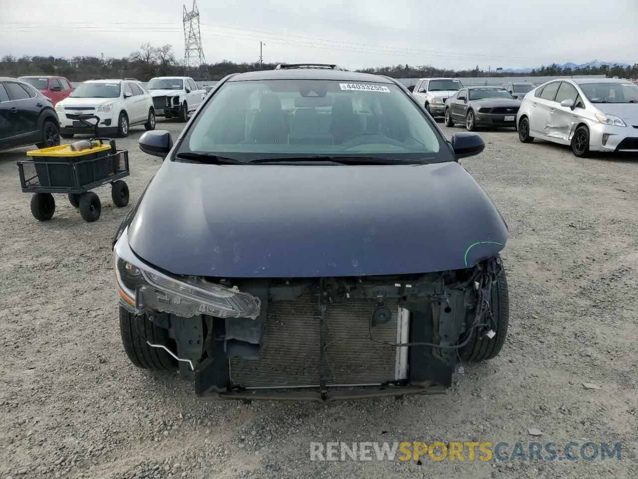 5 Photograph of a damaged car 5YFEPRAE1LP127365 TOYOTA COROLLA 2020