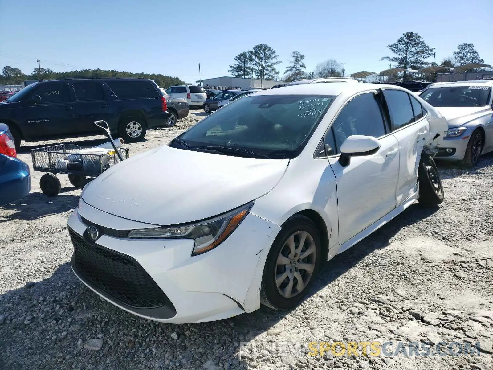 2 Photograph of a damaged car 5YFEPRAE1LP133800 TOYOTA COROLLA 2020