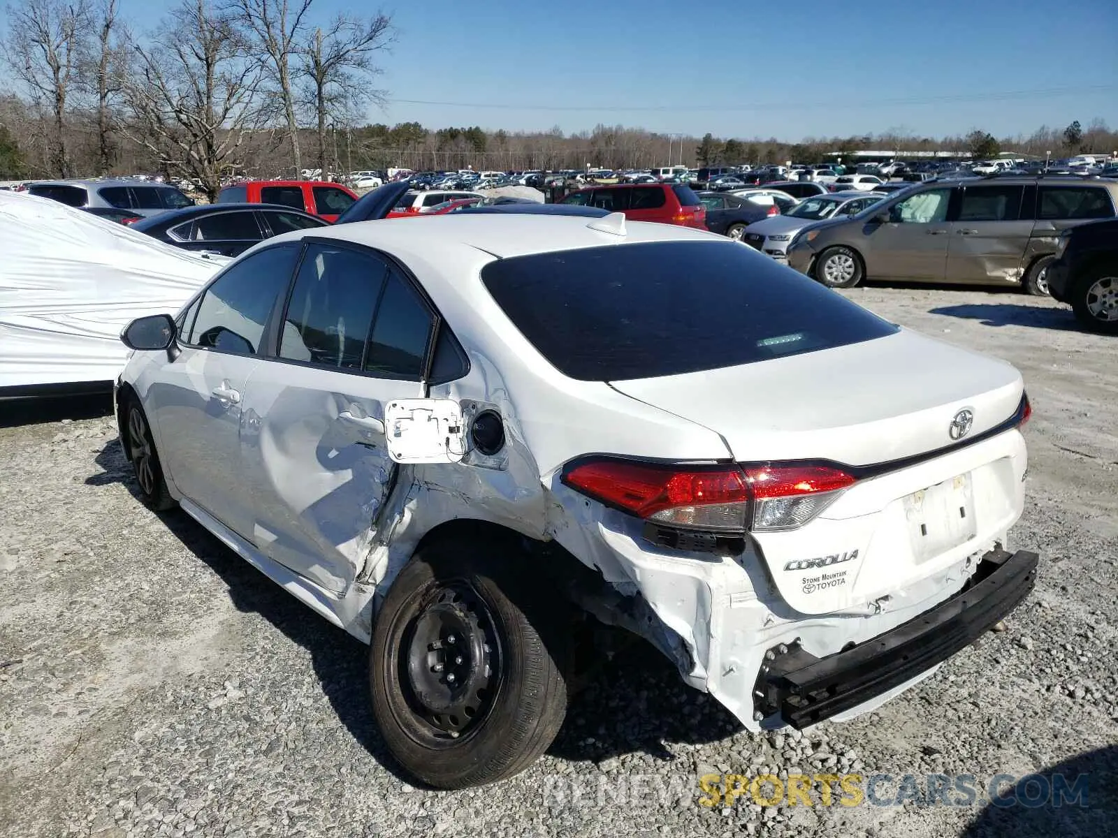 3 Photograph of a damaged car 5YFEPRAE1LP133800 TOYOTA COROLLA 2020