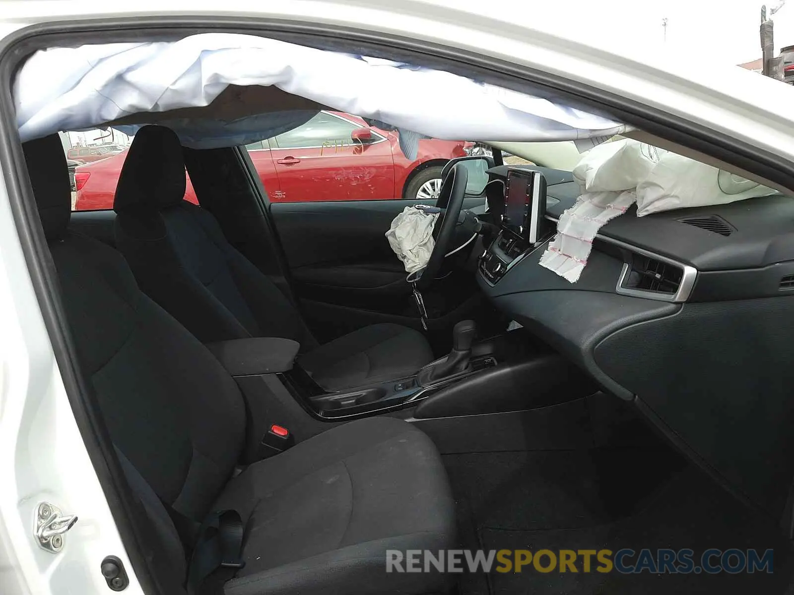 5 Photograph of a damaged car 5YFEPRAE1LP141749 TOYOTA COROLLA 2020