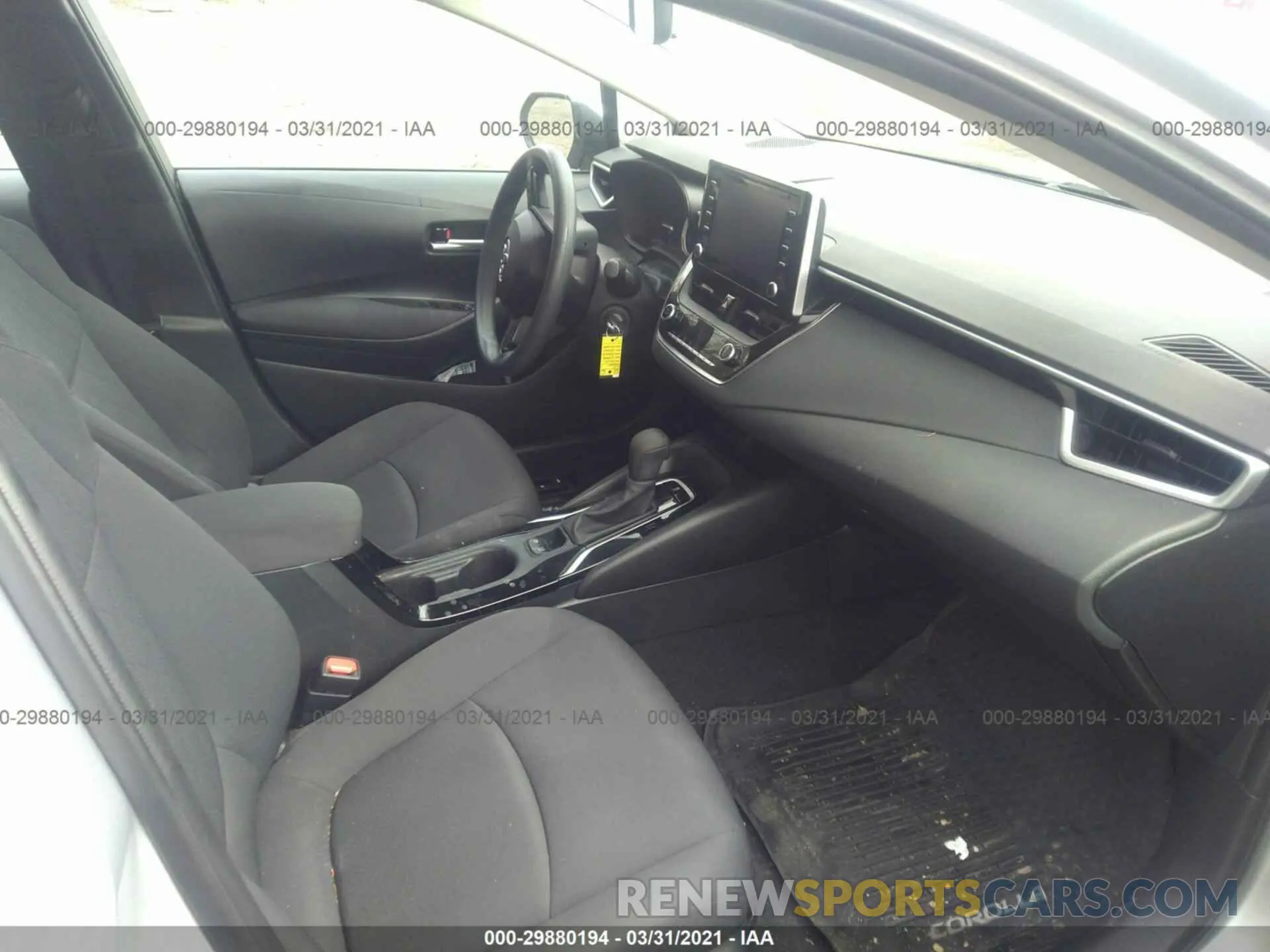 5 Photograph of a damaged car 5YFEPRAE2LP025850 TOYOTA COROLLA 2020
