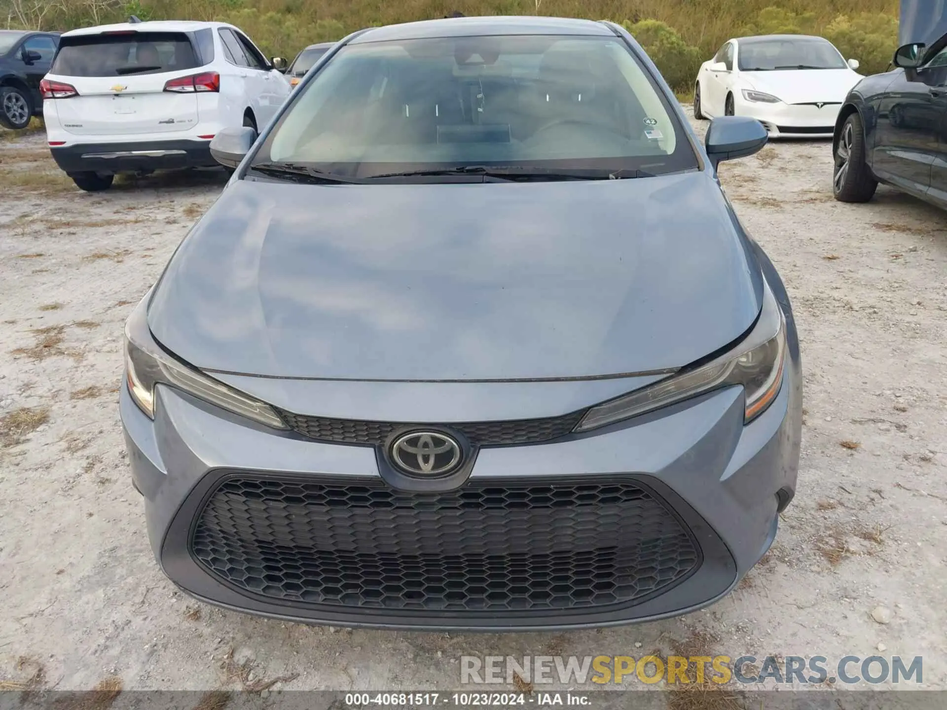 12 Photograph of a damaged car 5YFEPRAE2LP032264 TOYOTA COROLLA 2020