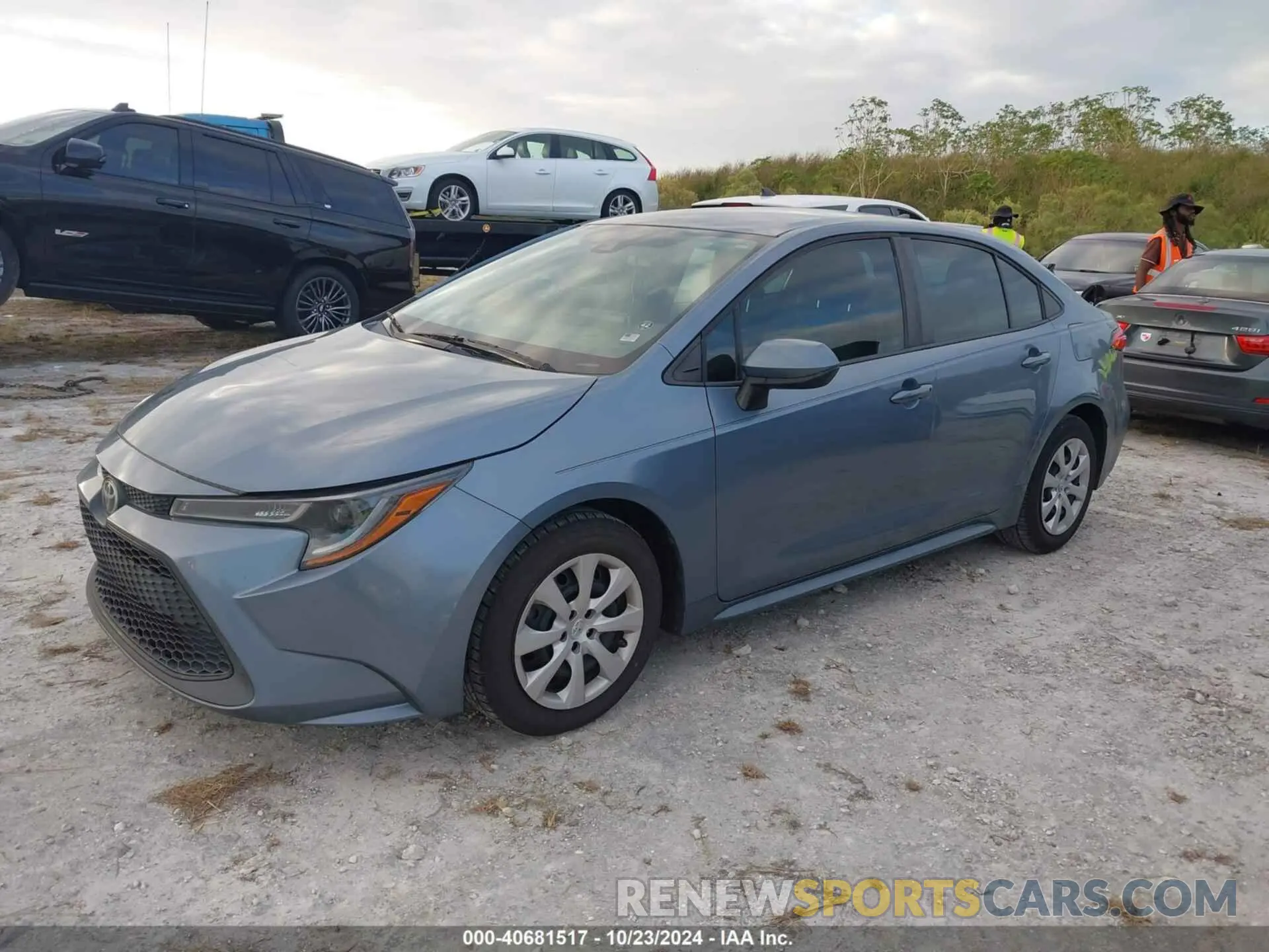 2 Photograph of a damaged car 5YFEPRAE2LP032264 TOYOTA COROLLA 2020