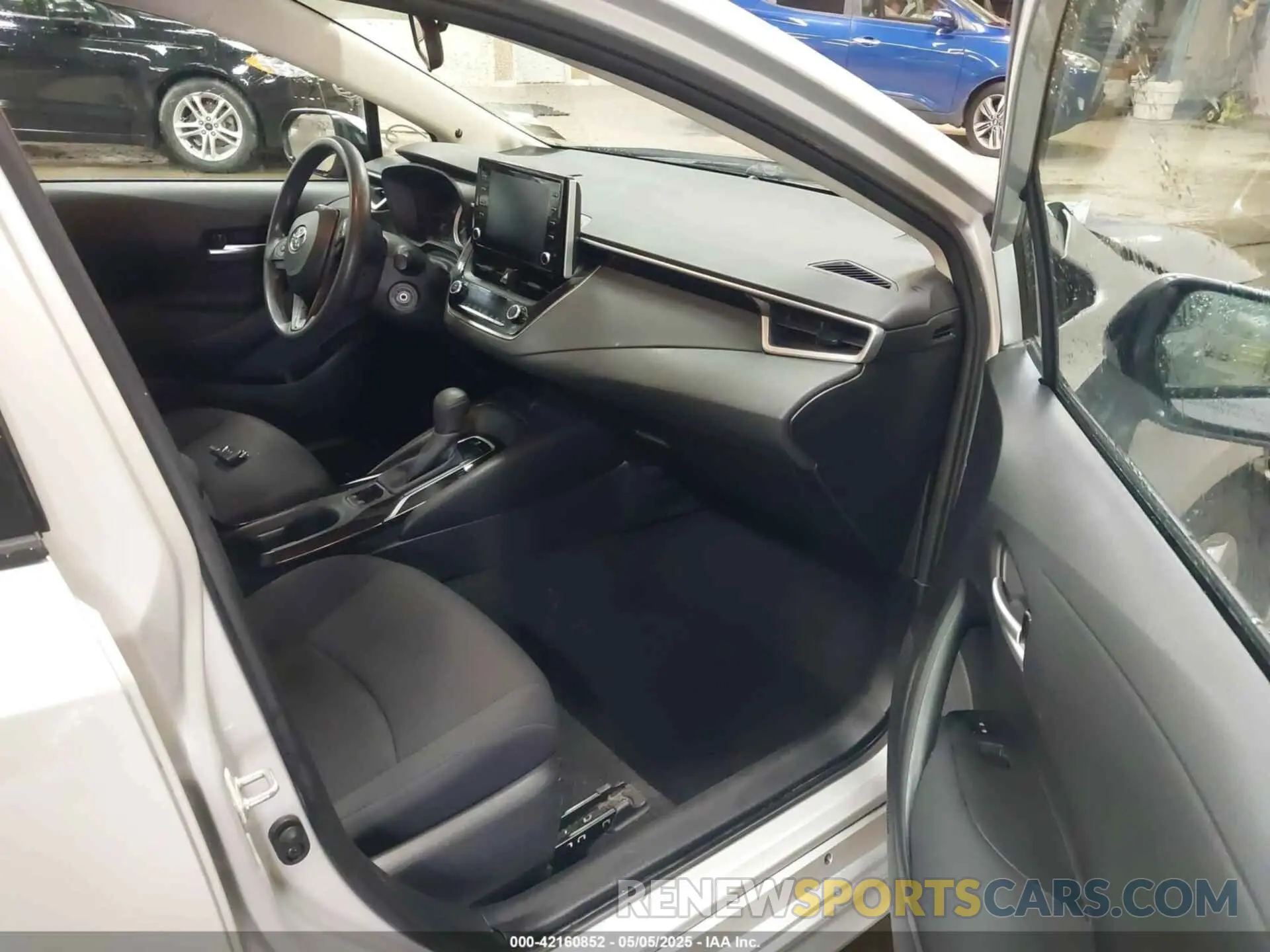 5 Фотография поврежденного автомобиля 5YFEPRAE2LP046679 TOYOTA COROLLA 2020