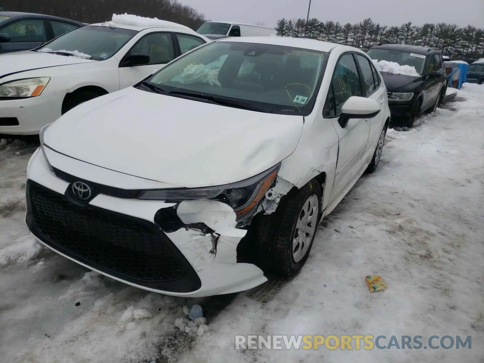 2 Photograph of a damaged car 5YFEPRAE2LP047170 TOYOTA COROLLA 2020