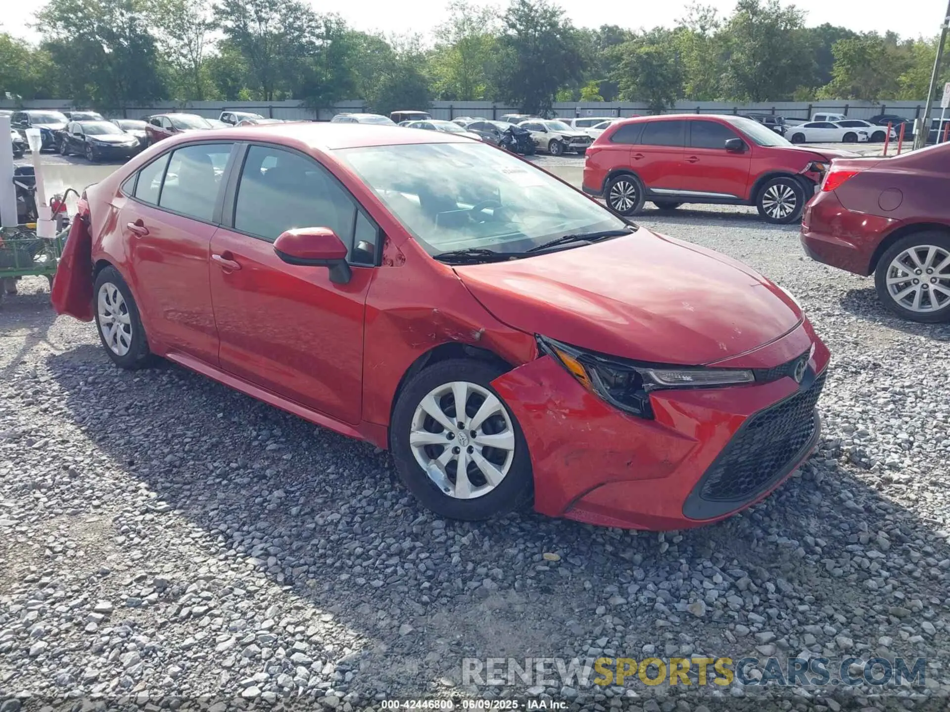 1 Photograph of a damaged car 5YFEPRAE2LP060369 TOYOTA COROLLA 2020