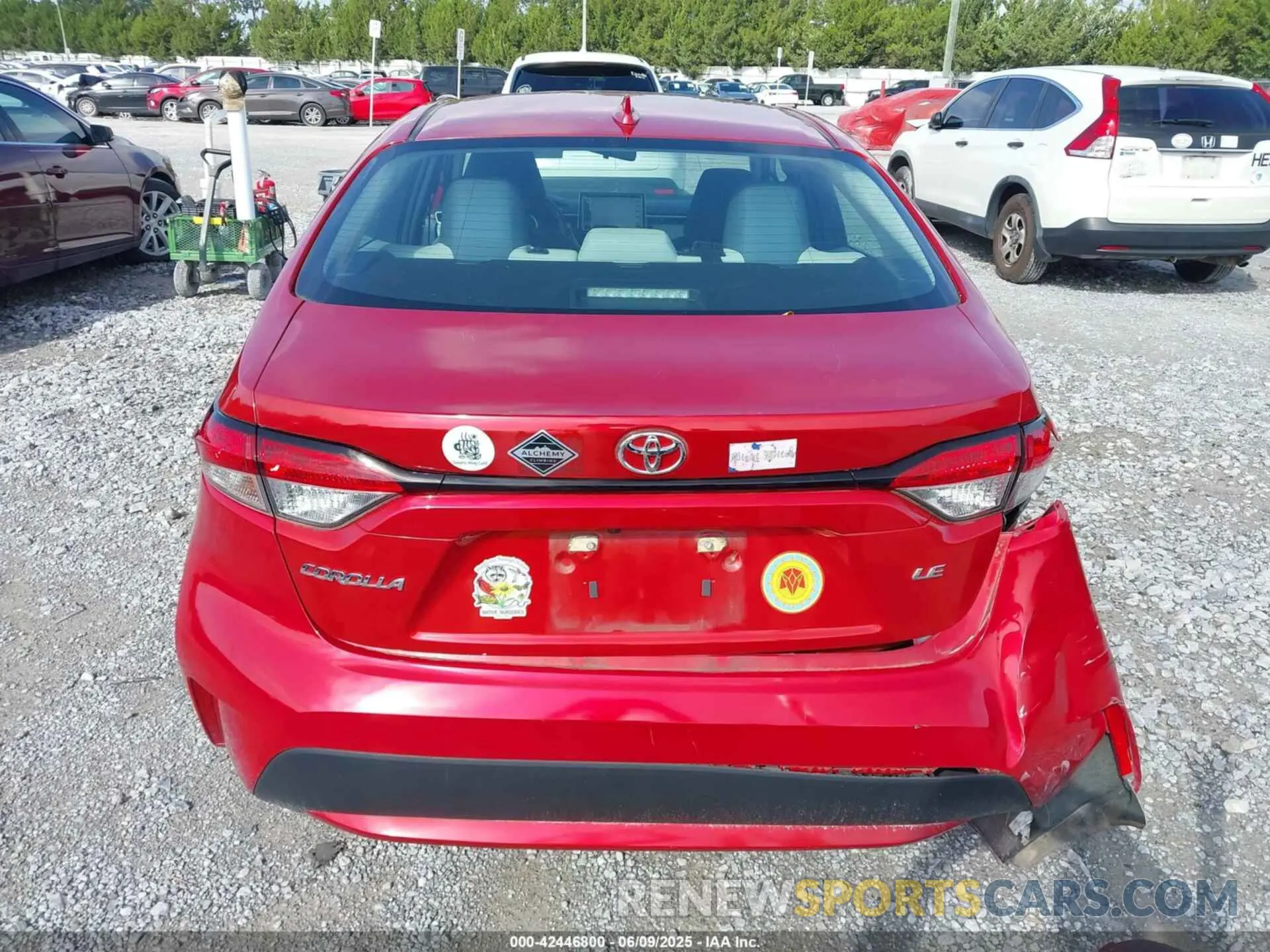 16 Photograph of a damaged car 5YFEPRAE2LP060369 TOYOTA COROLLA 2020