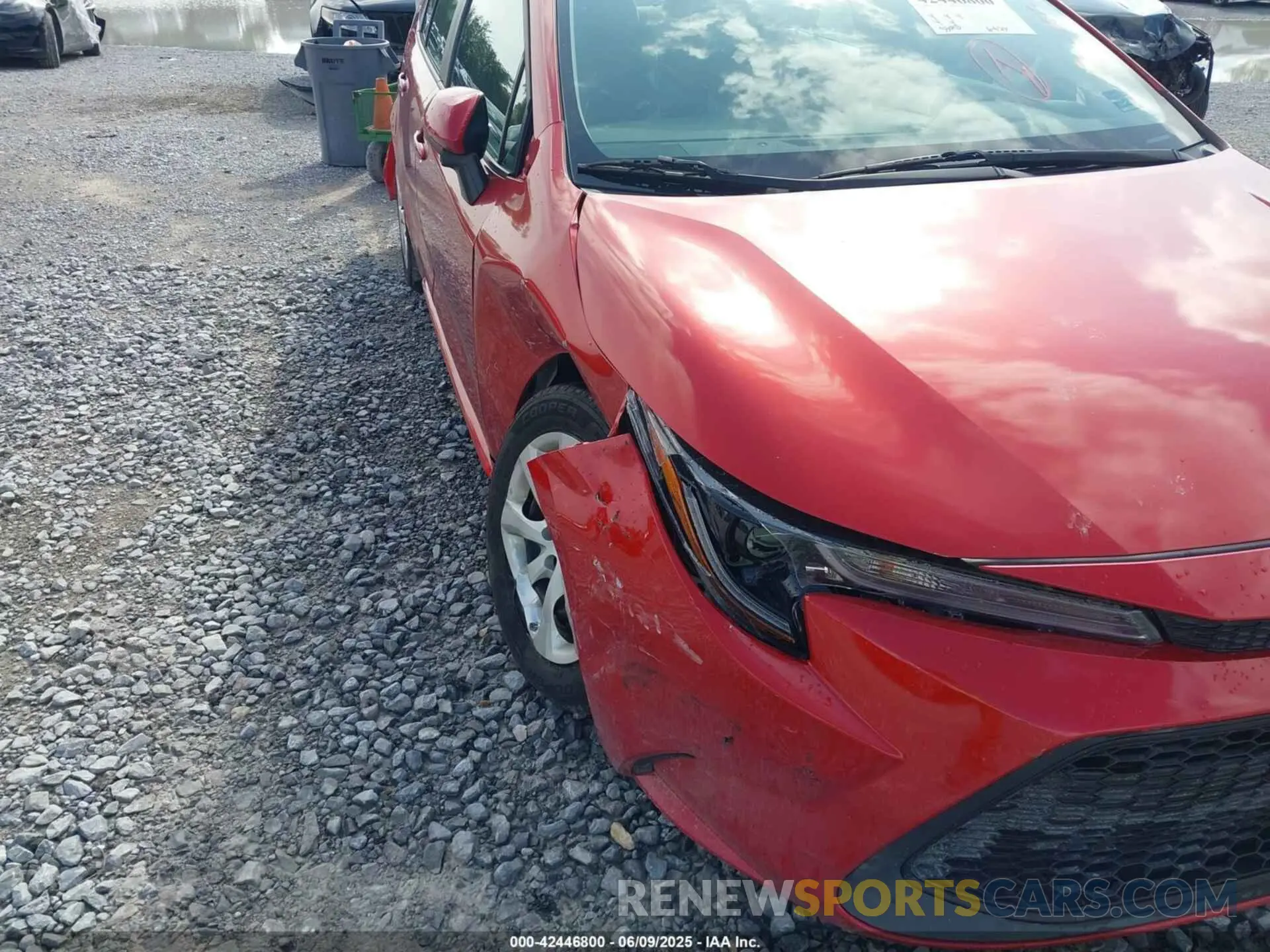 6 Photograph of a damaged car 5YFEPRAE2LP060369 TOYOTA COROLLA 2020