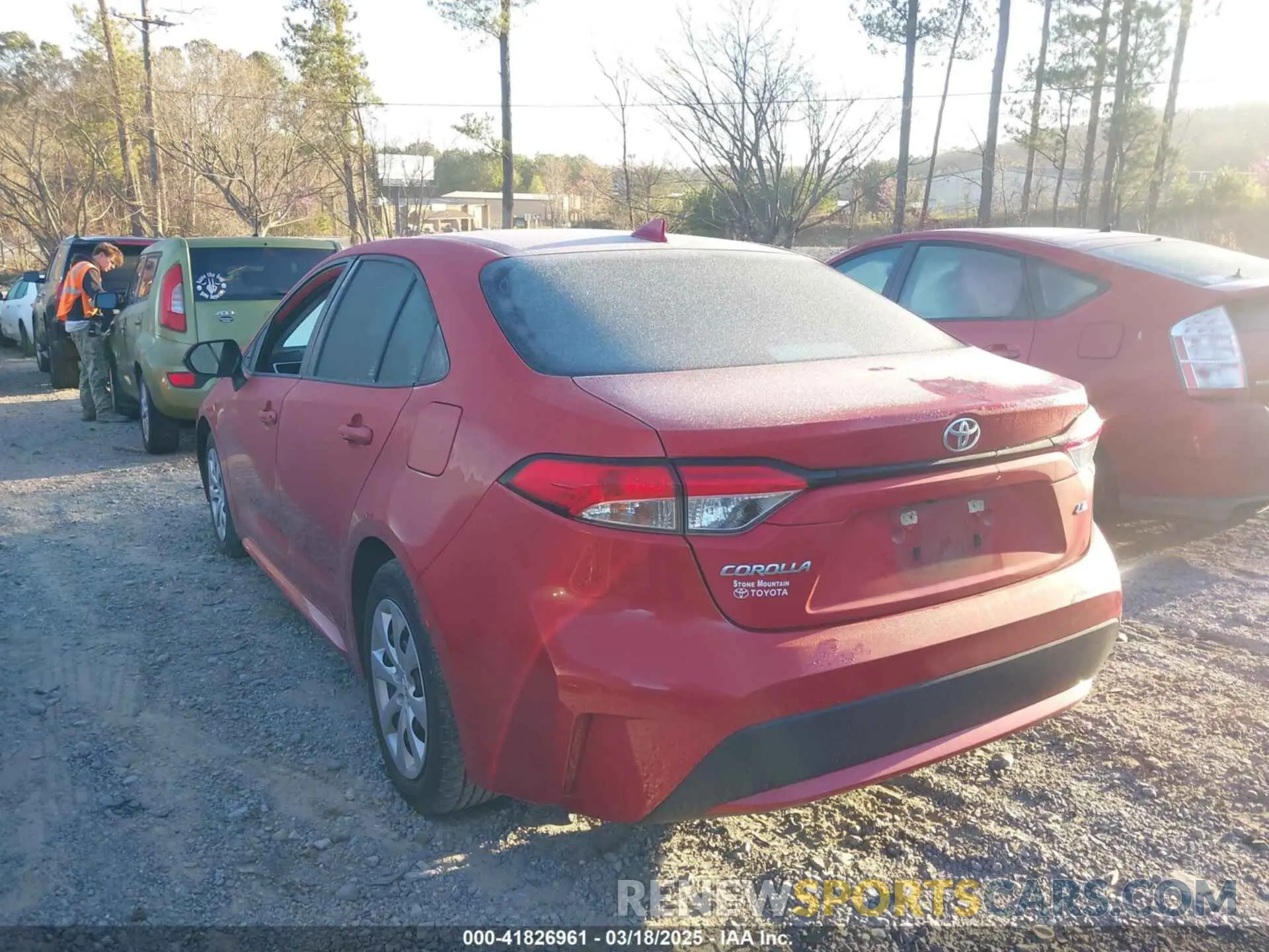 3 Photograph of a damaged car 5YFEPRAE2LP066589 TOYOTA COROLLA 2020