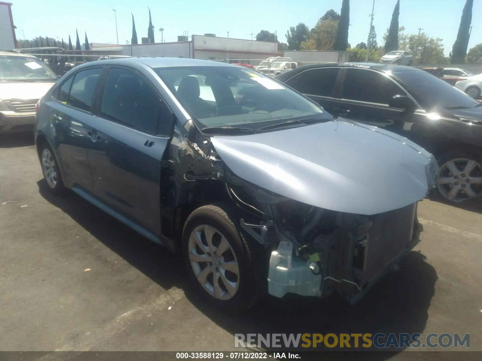1 Photograph of a damaged car 5YFEPRAE2LP072666 TOYOTA COROLLA 2020