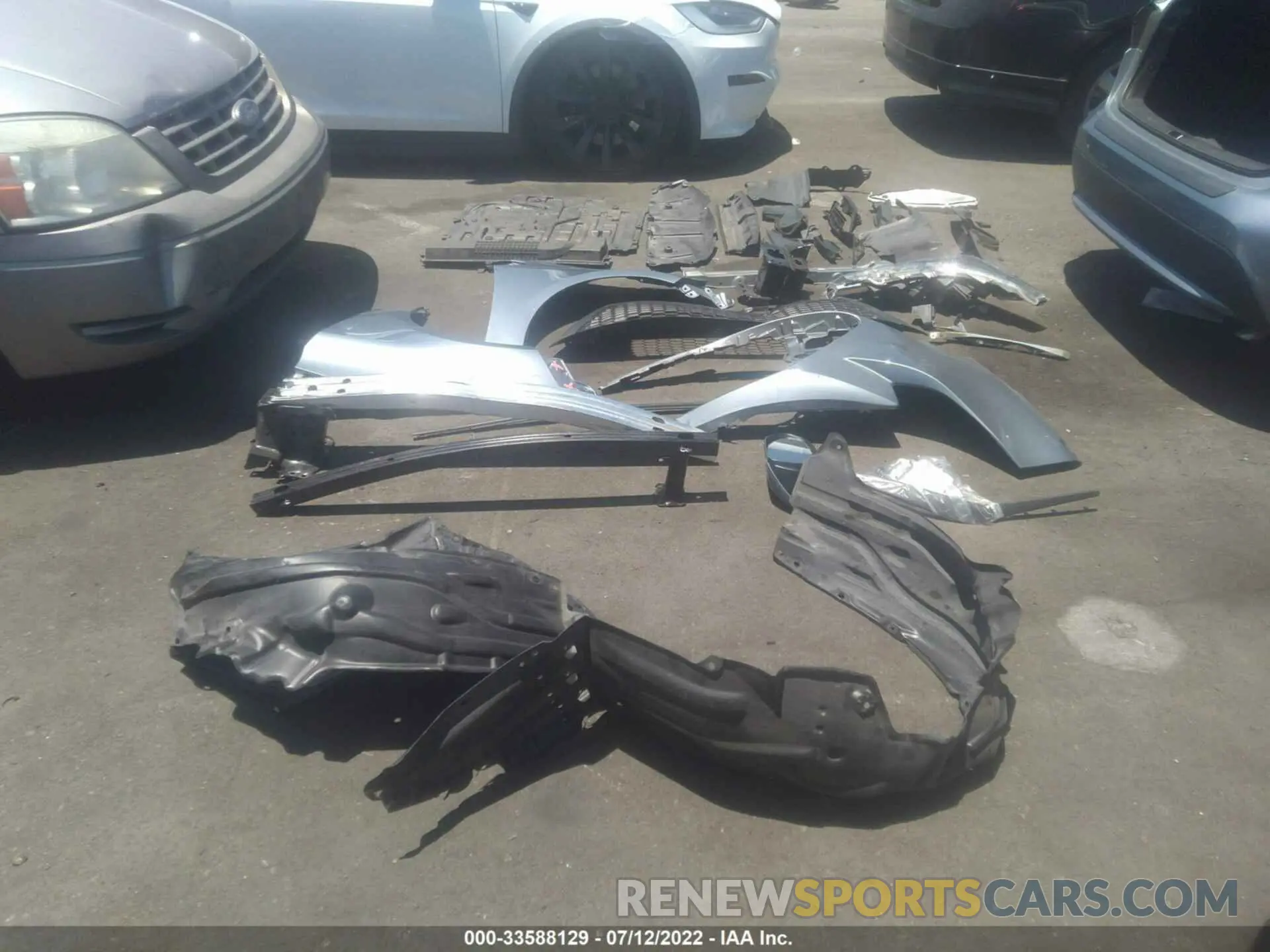 12 Photograph of a damaged car 5YFEPRAE2LP072666 TOYOTA COROLLA 2020