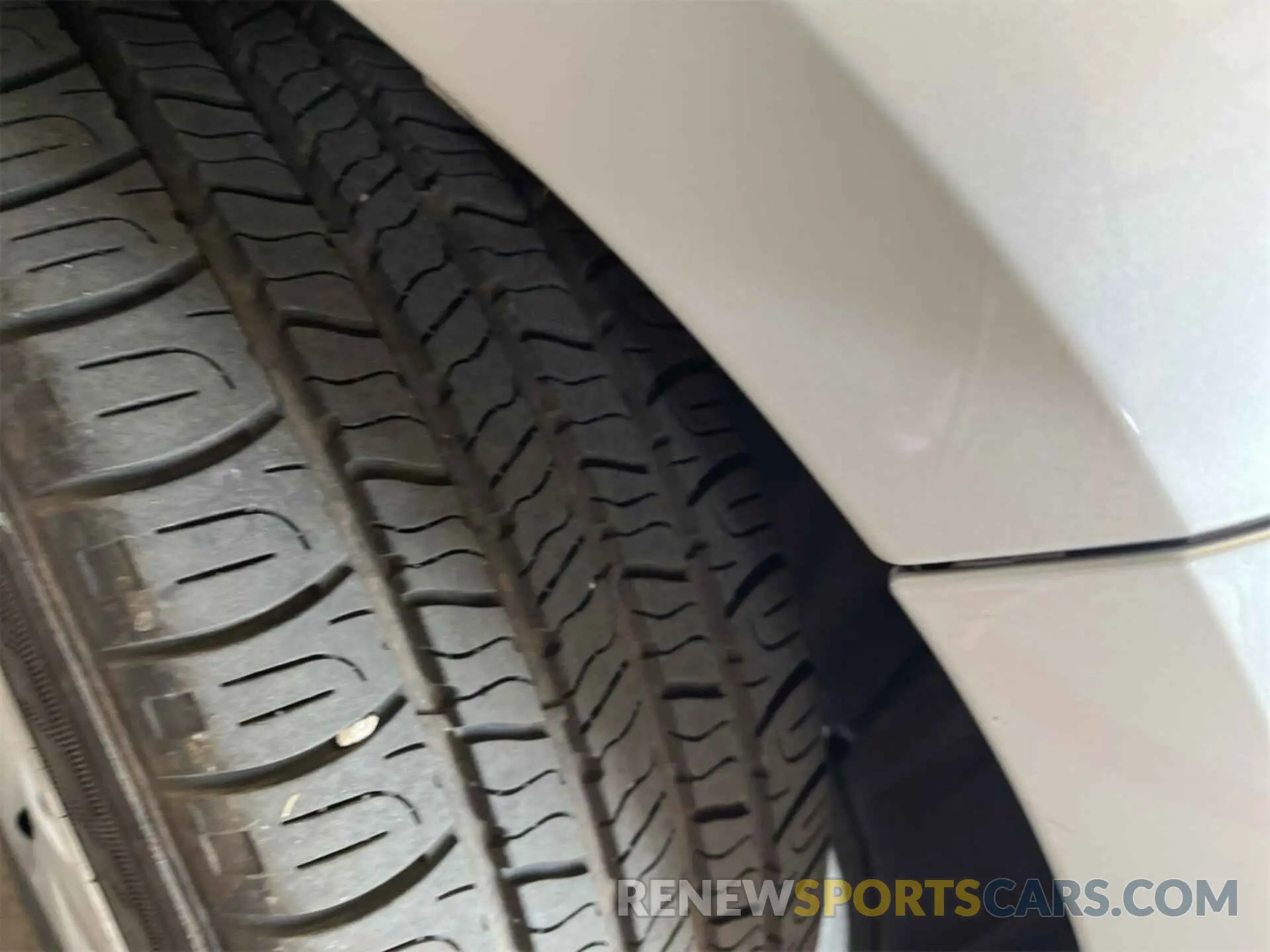 9 Photograph of a damaged car 5YFEPRAE2LP073218 TOYOTA COROLLA 2020
