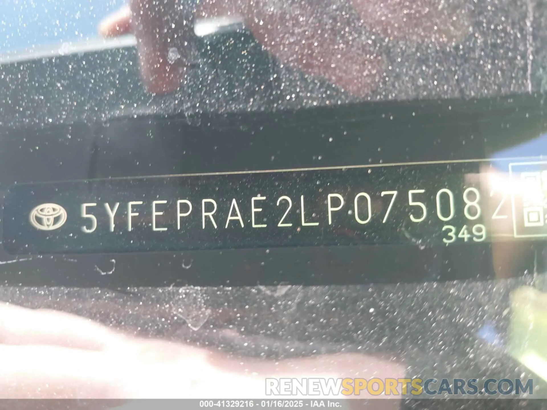 19 Фотография поврежденного автомобиля 5YFEPRAE2LP075082 TOYOTA COROLLA 2020