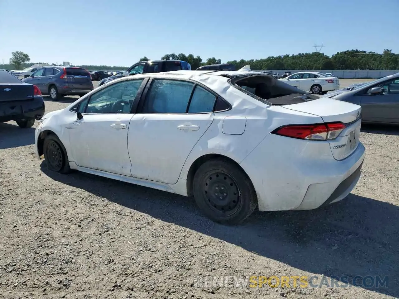 2 Photograph of a damaged car 5YFEPRAE2LP077169 TOYOTA COROLLA 2020