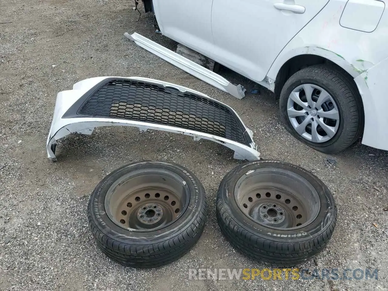 12 Фотография поврежденного автомобиля 5YFEPRAE2LP077978 TOYOTA COROLLA 2020