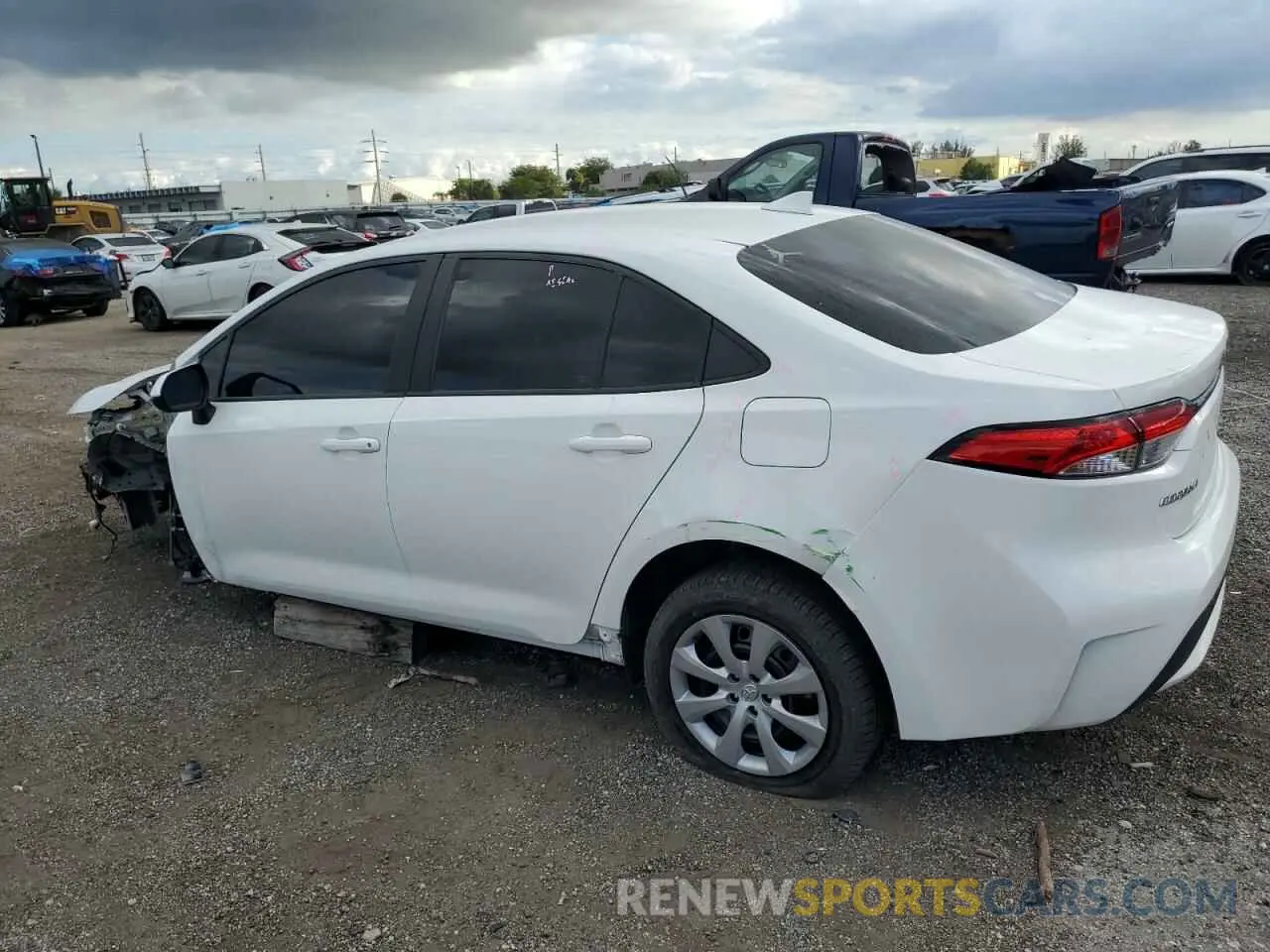 2 Фотография поврежденного автомобиля 5YFEPRAE2LP077978 TOYOTA COROLLA 2020