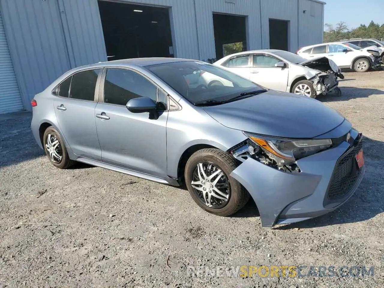 4 Photograph of a damaged car 5YFEPRAE2LP121798 TOYOTA COROLLA 2020