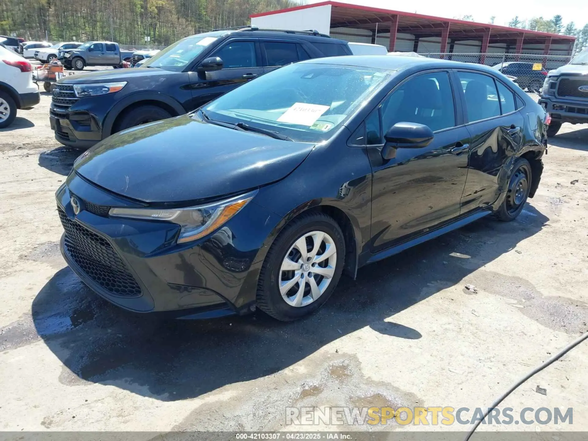 2 Photograph of a damaged car 5YFEPRAE2LP123034 TOYOTA COROLLA 2020