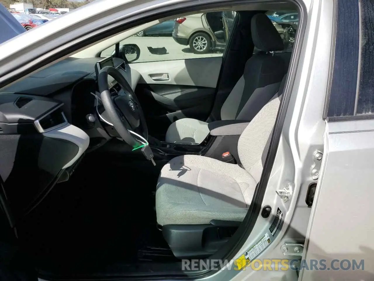7 Photograph of a damaged car 5YFEPRAE2LP125382 TOYOTA COROLLA 2020