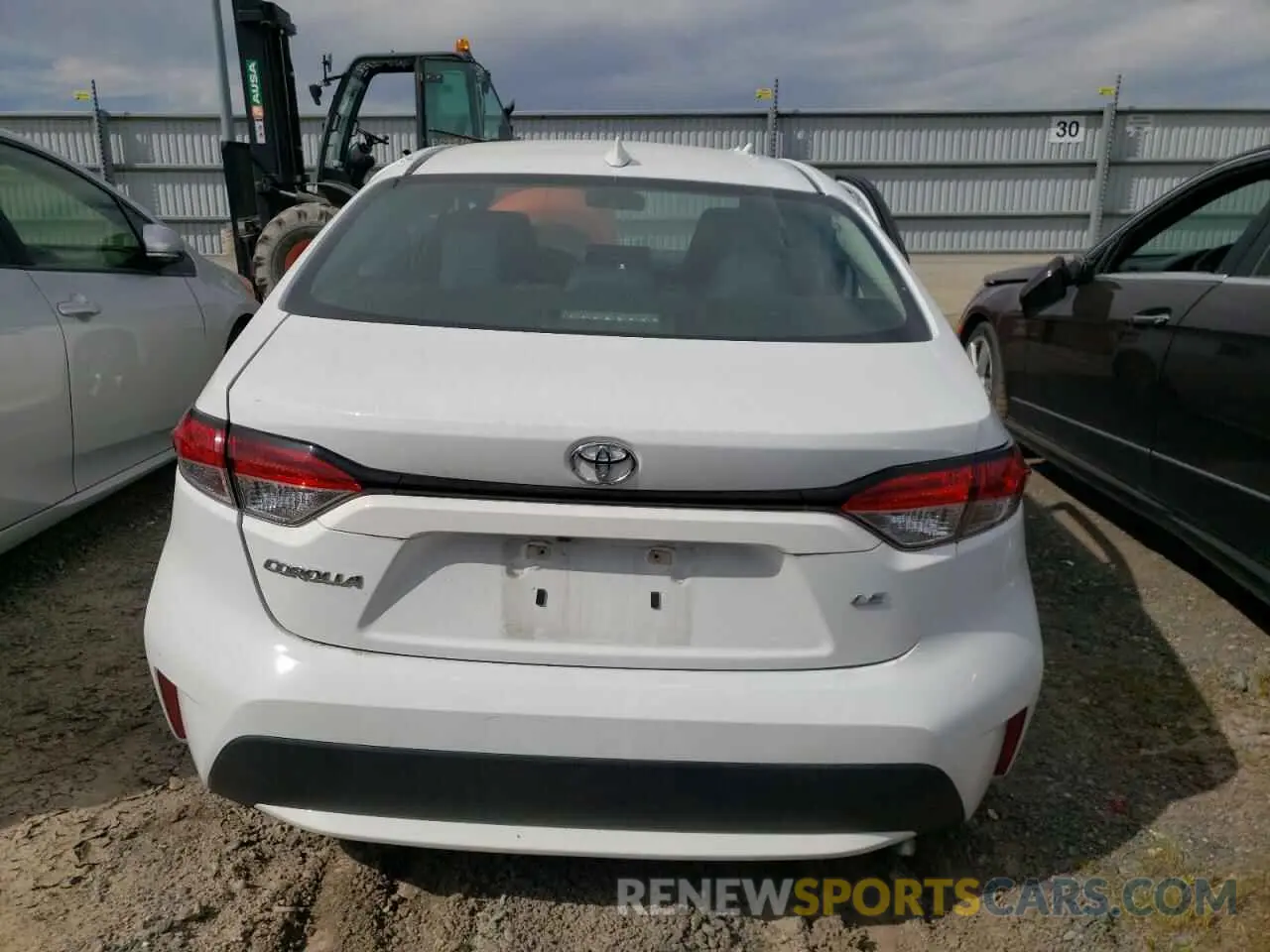6 Photograph of a damaged car 5YFEPRAE3LP022360 TOYOTA COROLLA 2020