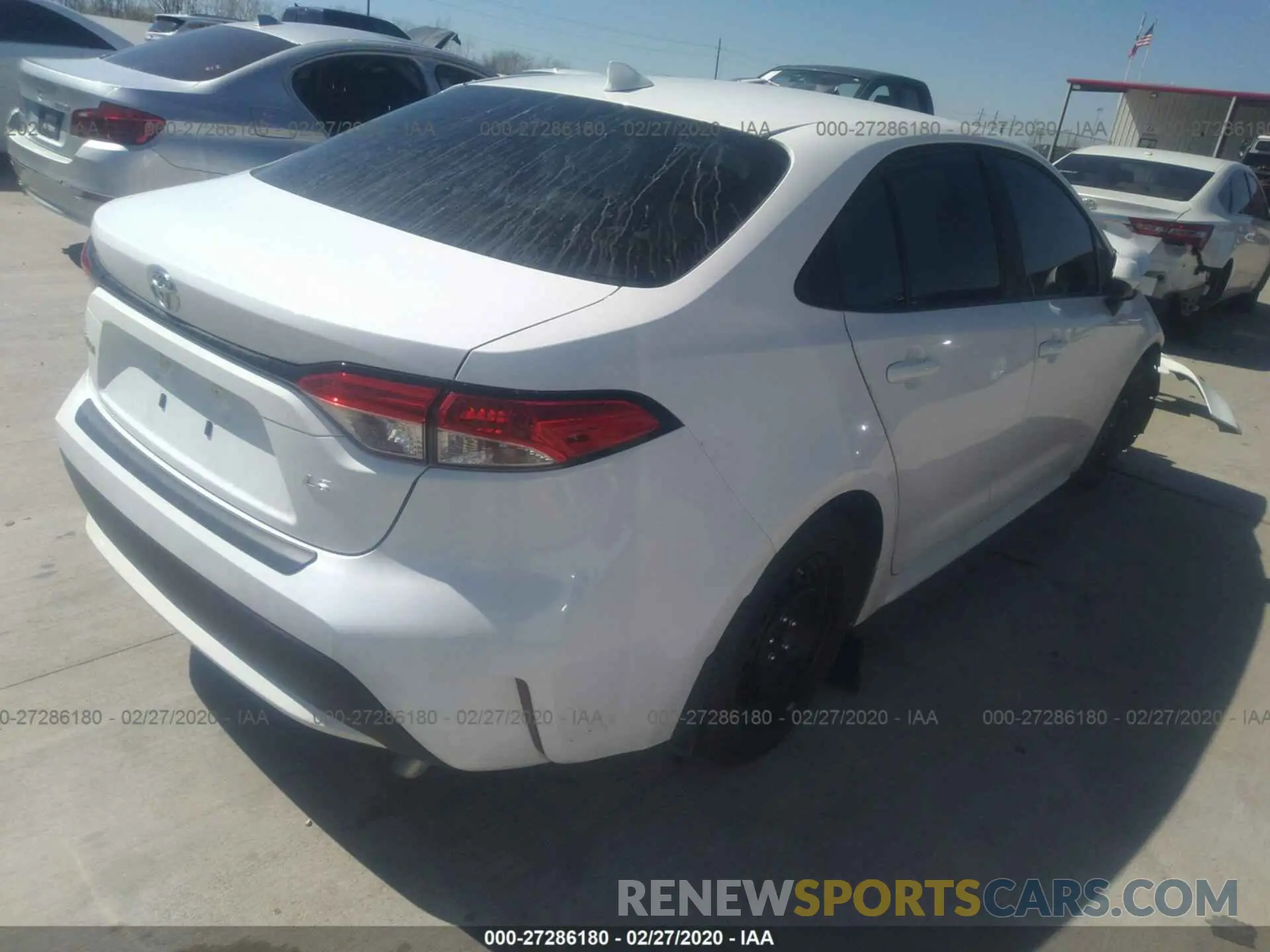 4 Photograph of a damaged car 5YFEPRAE3LP025033 TOYOTA COROLLA 2020