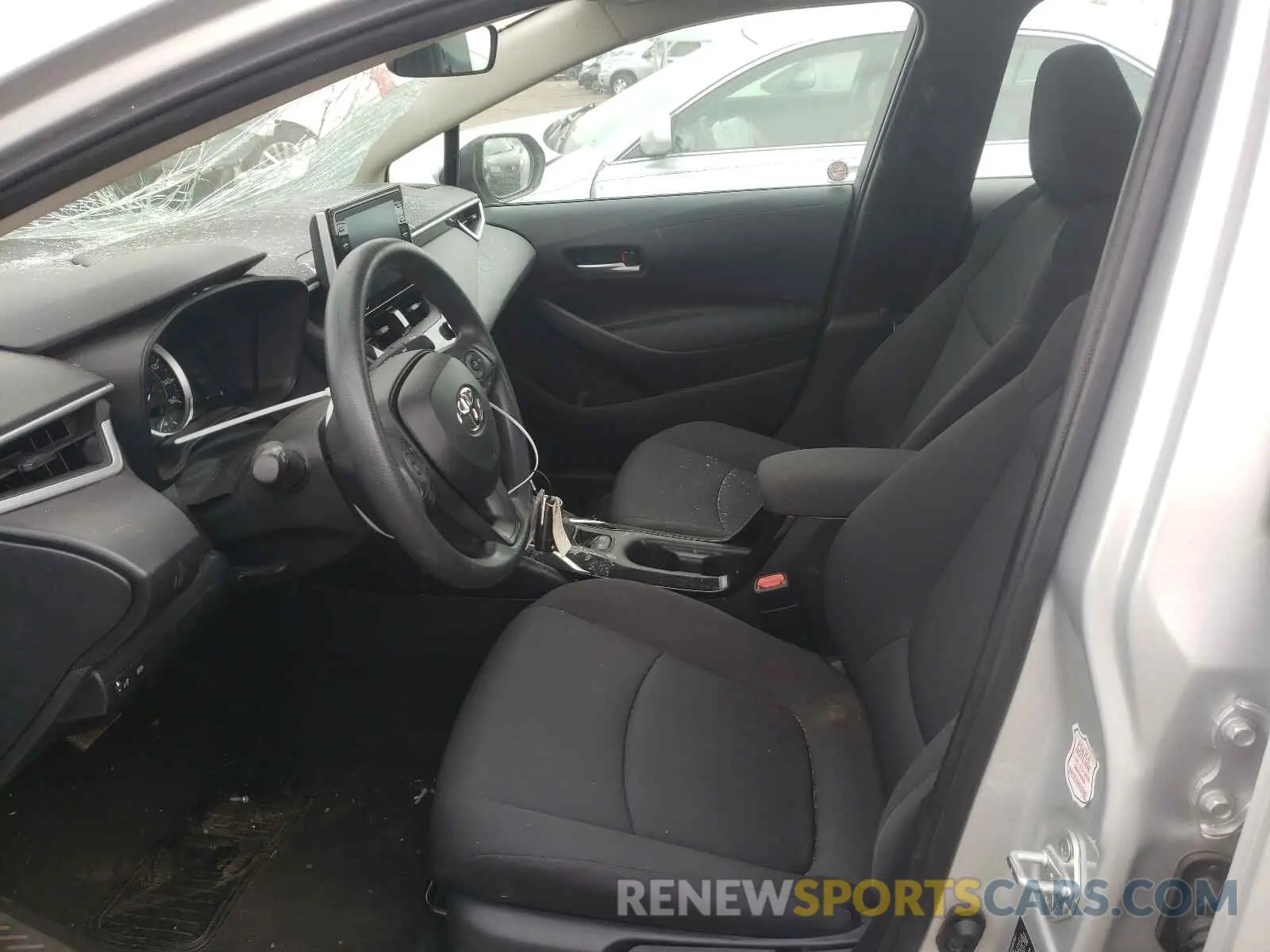 5 Photograph of a damaged car 5YFEPRAE3LP026277 TOYOTA COROLLA 2020