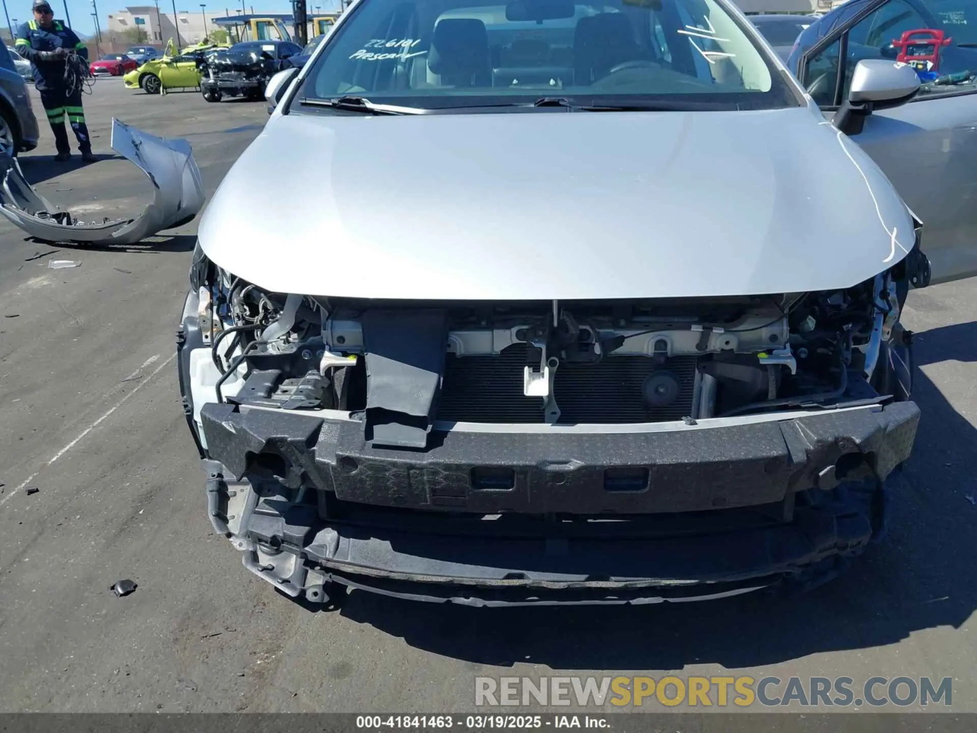 12 Photograph of a damaged car 5YFEPRAE3LP030314 TOYOTA COROLLA 2020