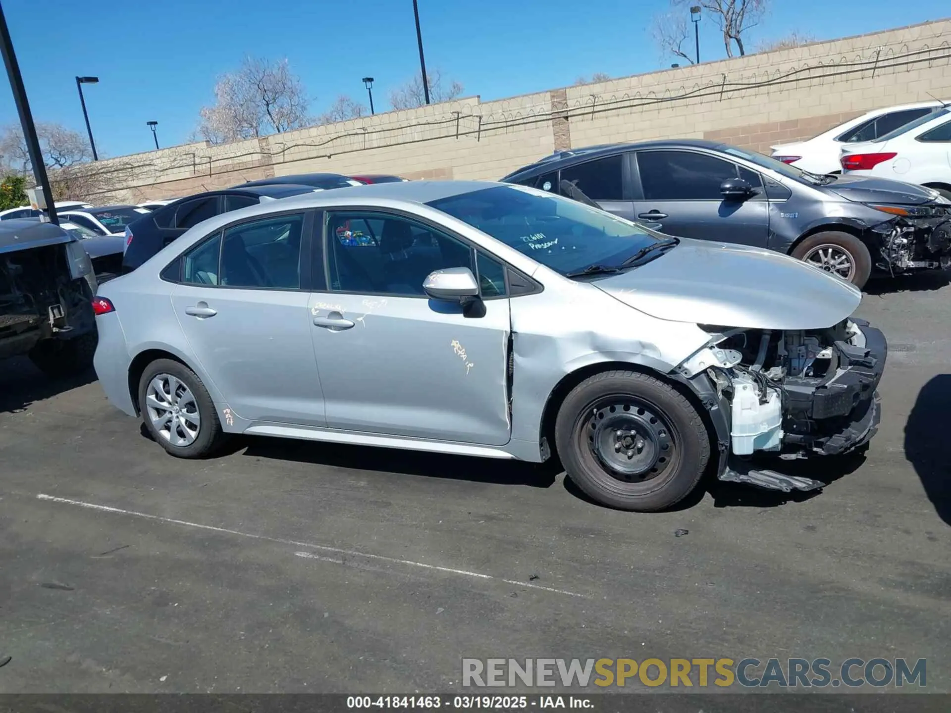 14 Photograph of a damaged car 5YFEPRAE3LP030314 TOYOTA COROLLA 2020