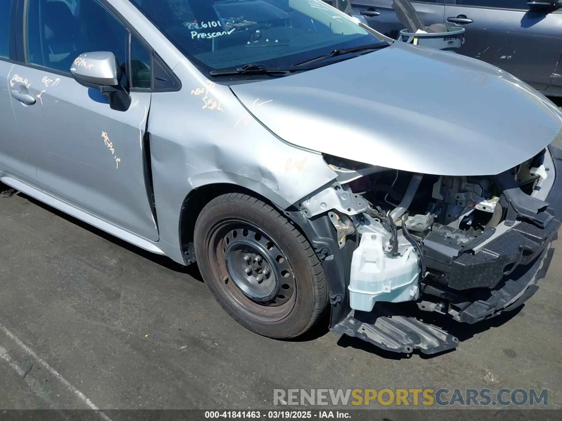6 Photograph of a damaged car 5YFEPRAE3LP030314 TOYOTA COROLLA 2020
