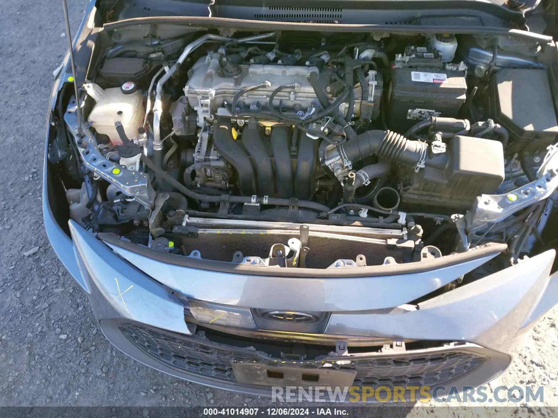 10 Photograph of a damaged car 5YFEPRAE3LP031057 TOYOTA COROLLA 2020