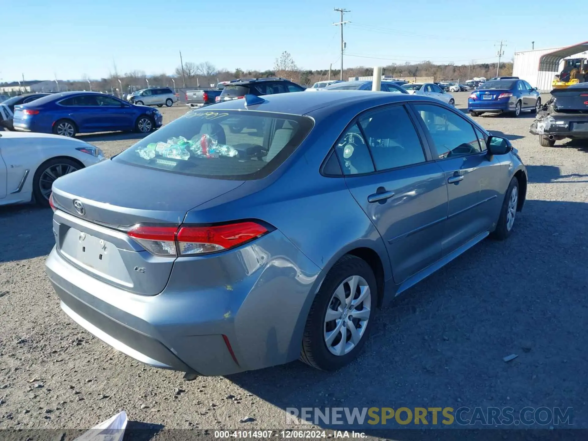 4 Photograph of a damaged car 5YFEPRAE3LP031057 TOYOTA COROLLA 2020