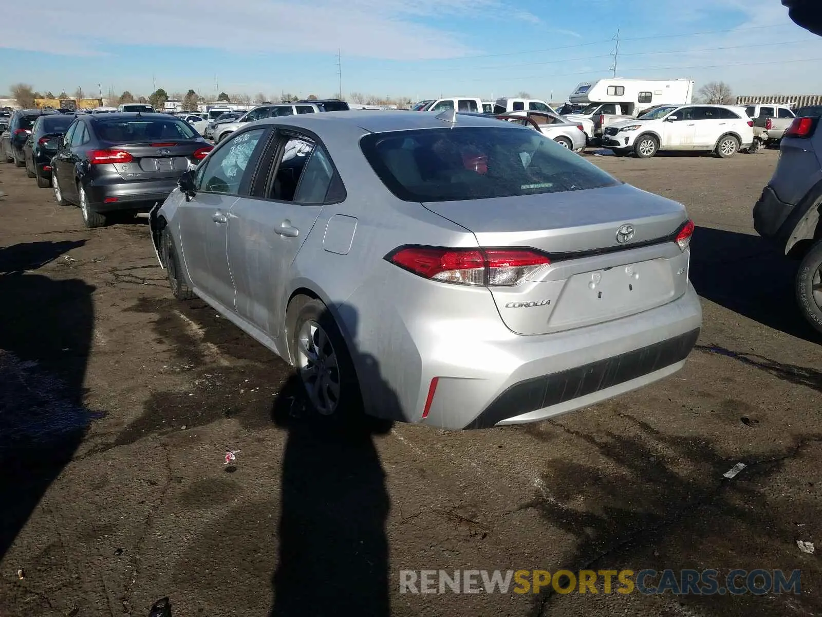 3 Photograph of a damaged car 5YFEPRAE3LP037988 TOYOTA COROLLA 2020