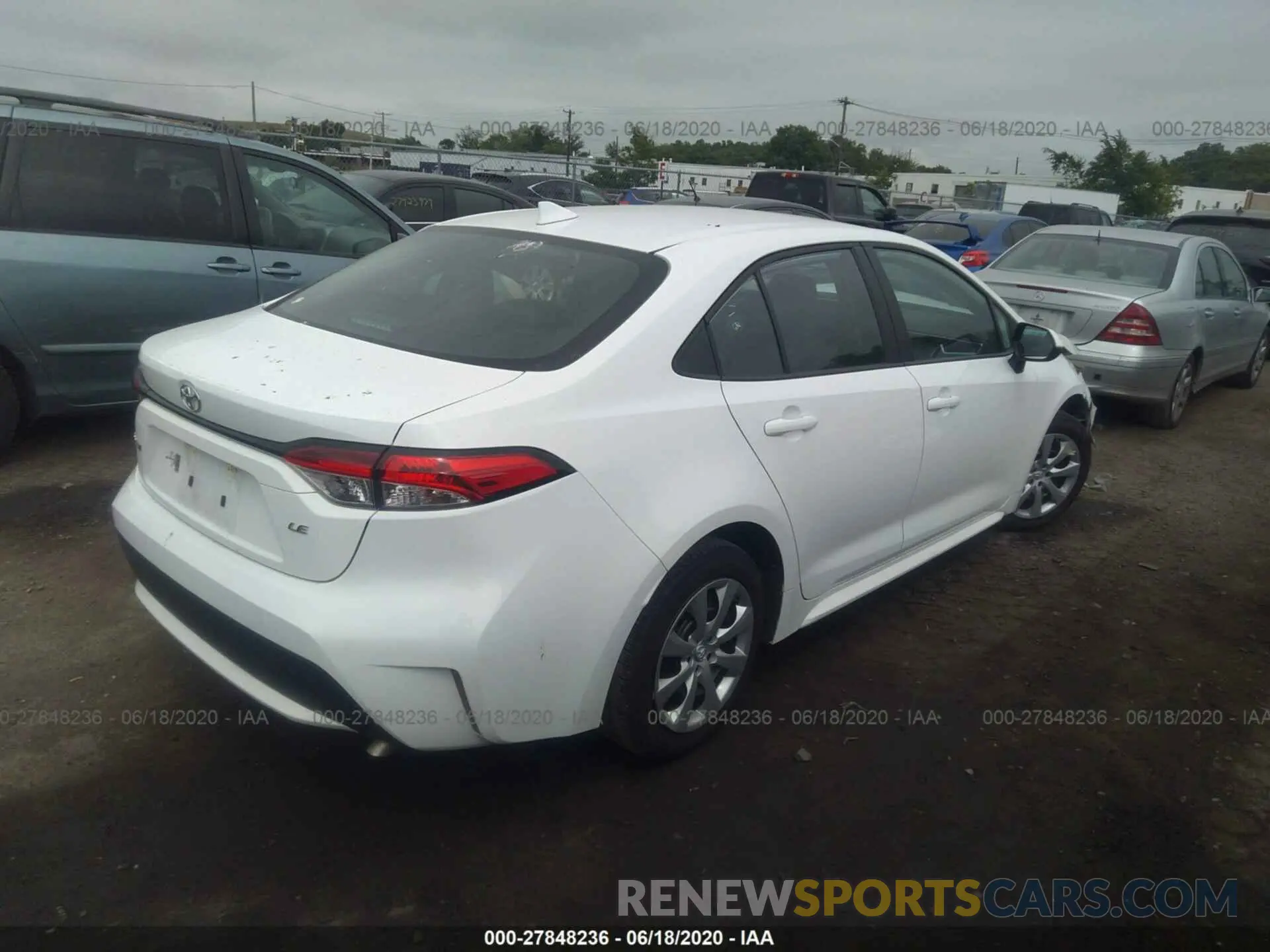 4 Photograph of a damaged car 5YFEPRAE3LP050921 TOYOTA COROLLA 2020