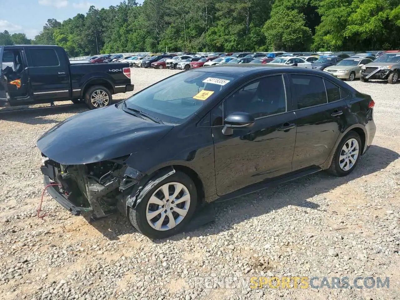 1 Photograph of a damaged car 5YFEPRAE3LP056105 TOYOTA COROLLA 2020