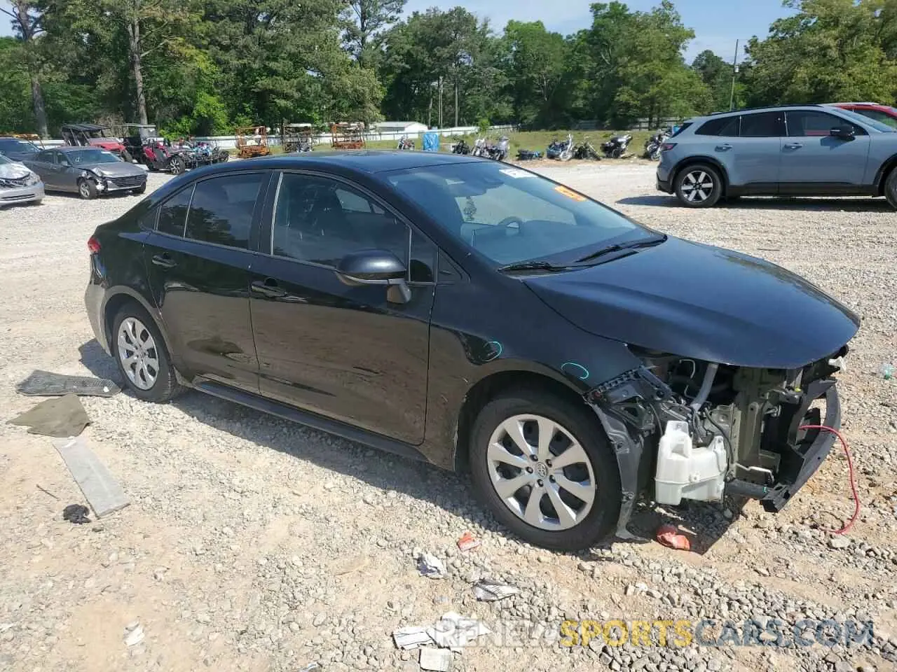 4 Photograph of a damaged car 5YFEPRAE3LP056105 TOYOTA COROLLA 2020