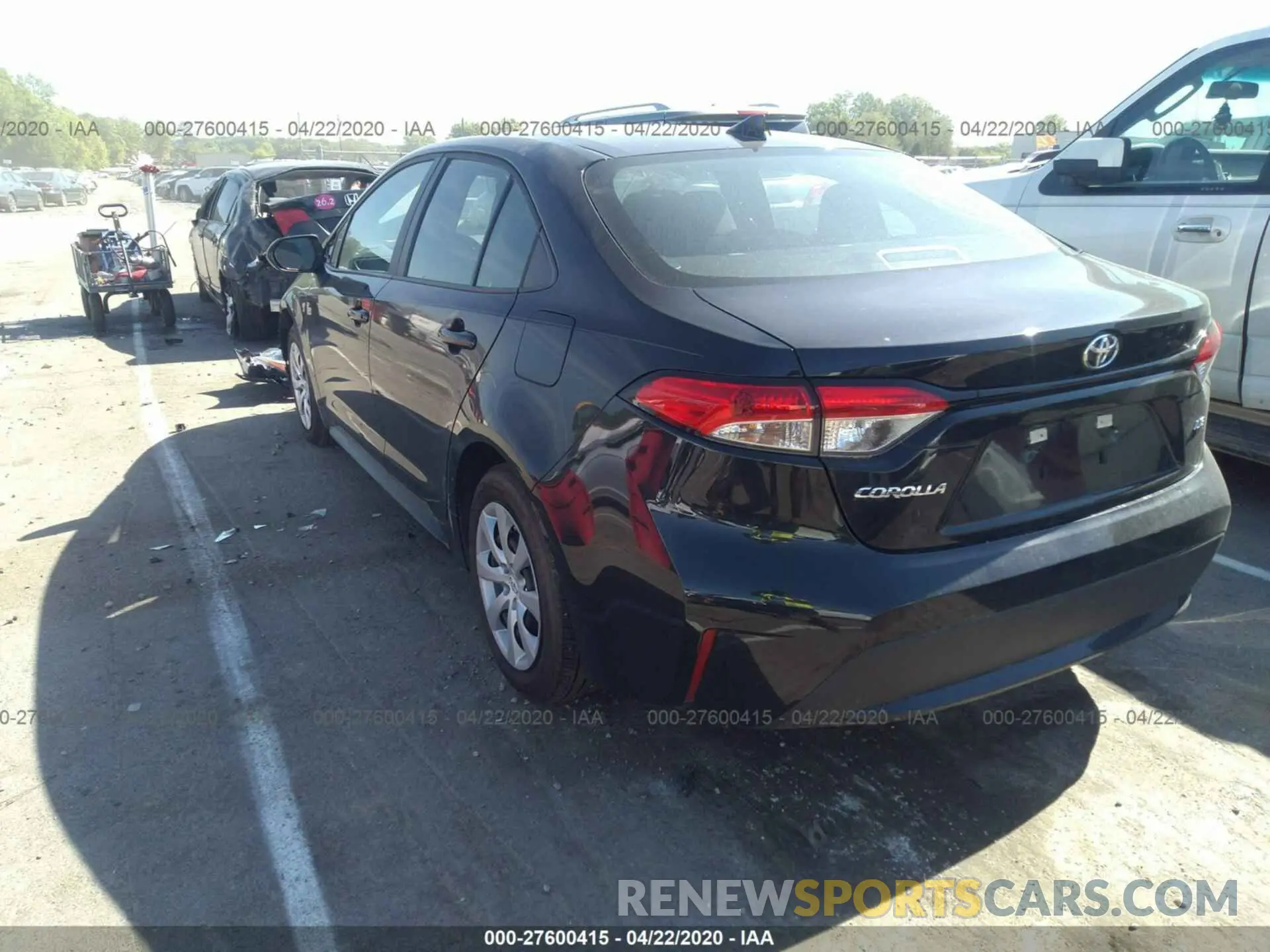 3 Photograph of a damaged car 5YFEPRAE3LP064284 TOYOTA COROLLA 2020