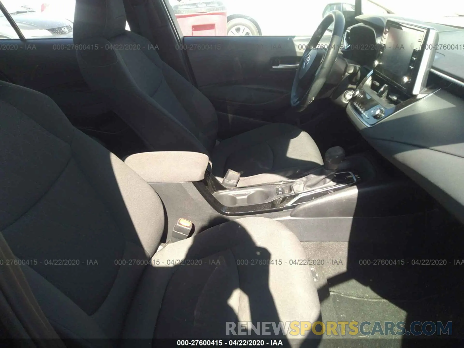 5 Photograph of a damaged car 5YFEPRAE3LP064284 TOYOTA COROLLA 2020