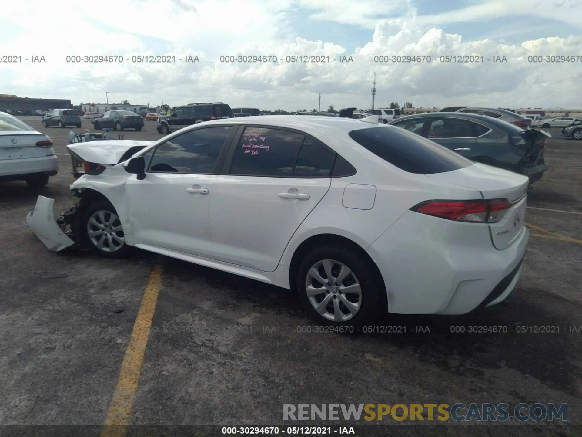 3 Photograph of a damaged car 5YFEPRAE3LP069890 TOYOTA COROLLA 2020