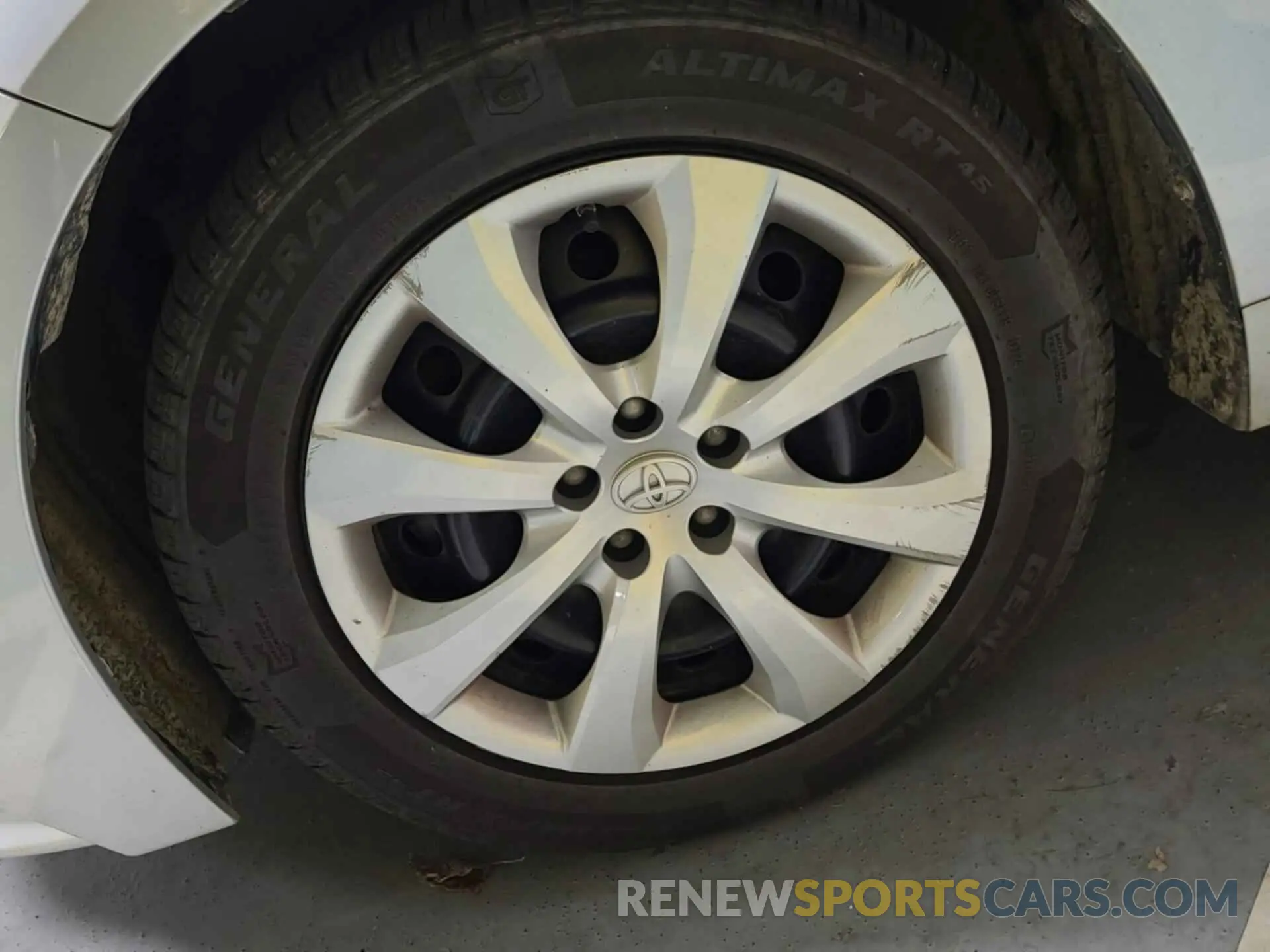 20 Photograph of a damaged car 5YFEPRAE3LP091257 TOYOTA COROLLA 2020