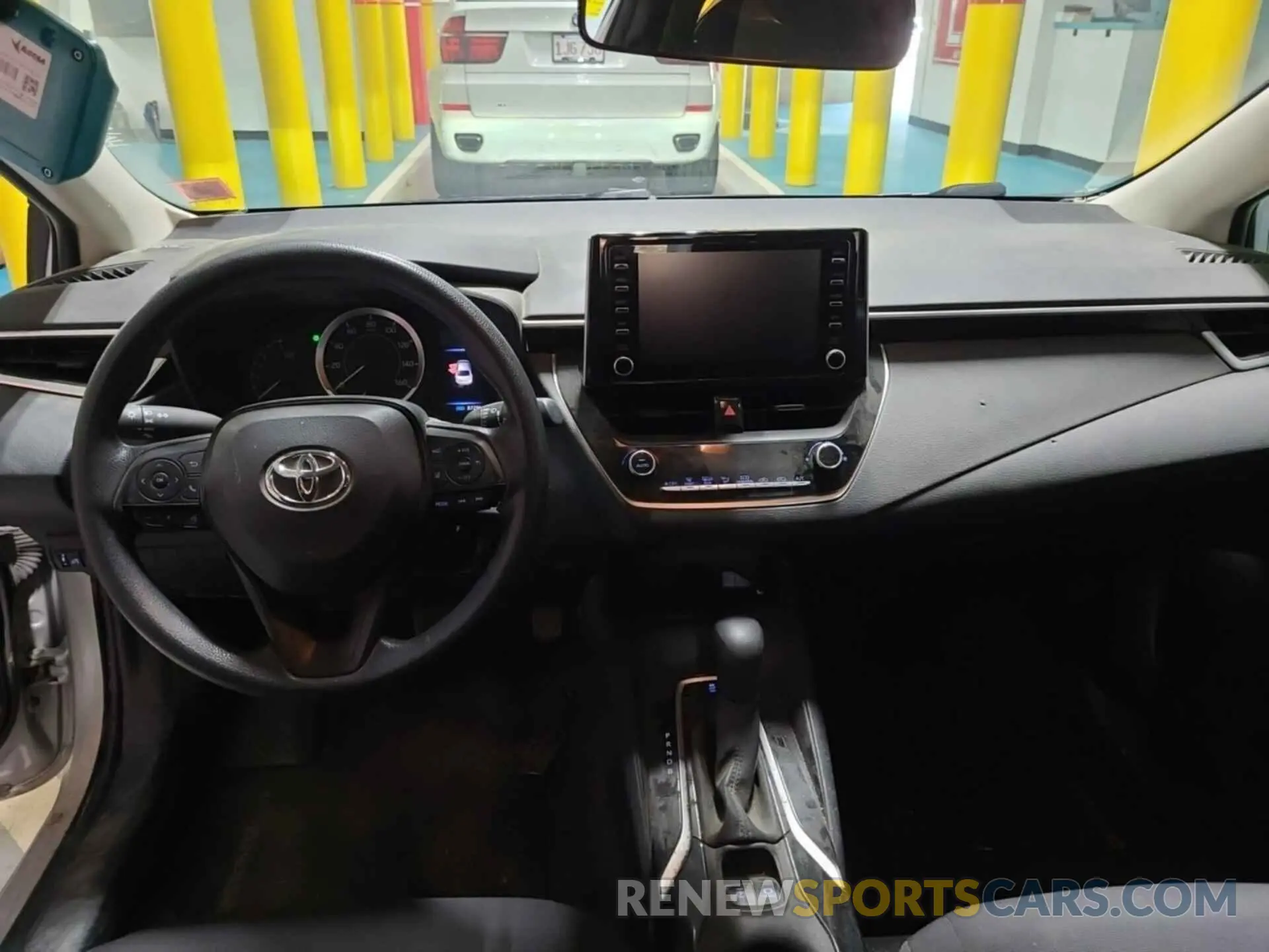 3 Photograph of a damaged car 5YFEPRAE3LP091257 TOYOTA COROLLA 2020