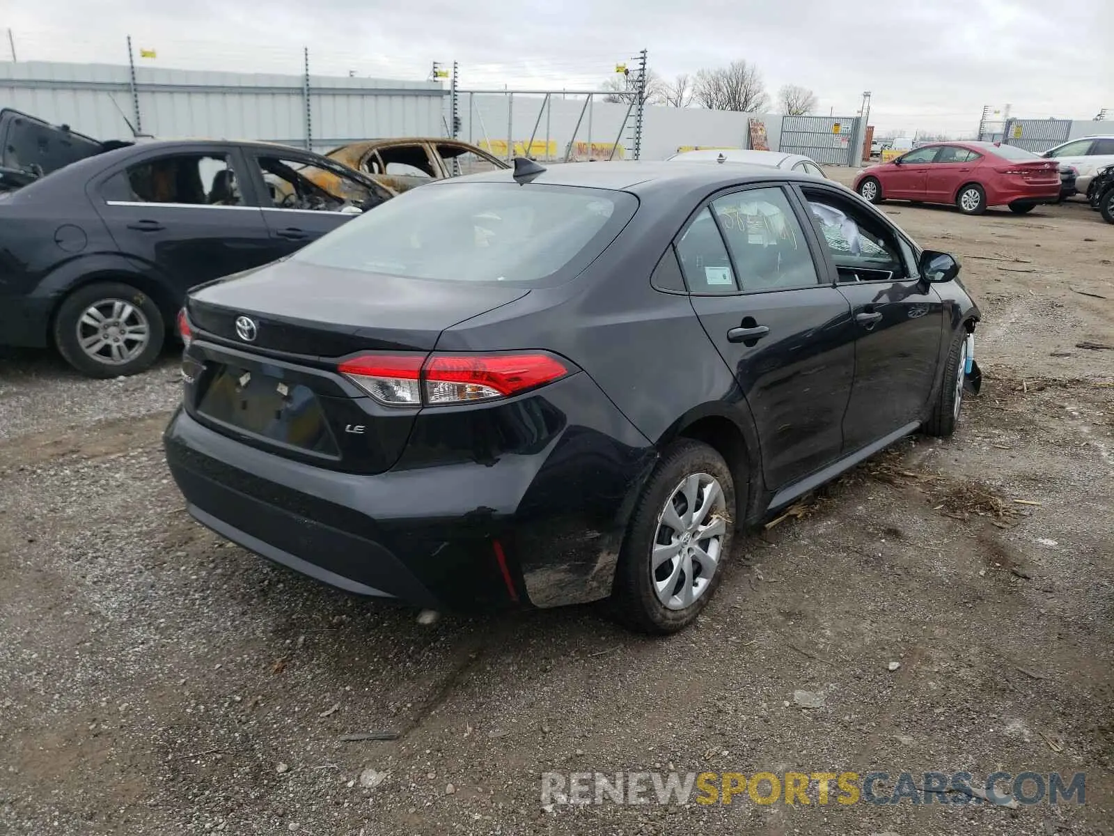 4 Photograph of a damaged car 5YFEPRAE3LP095888 TOYOTA COROLLA 2020