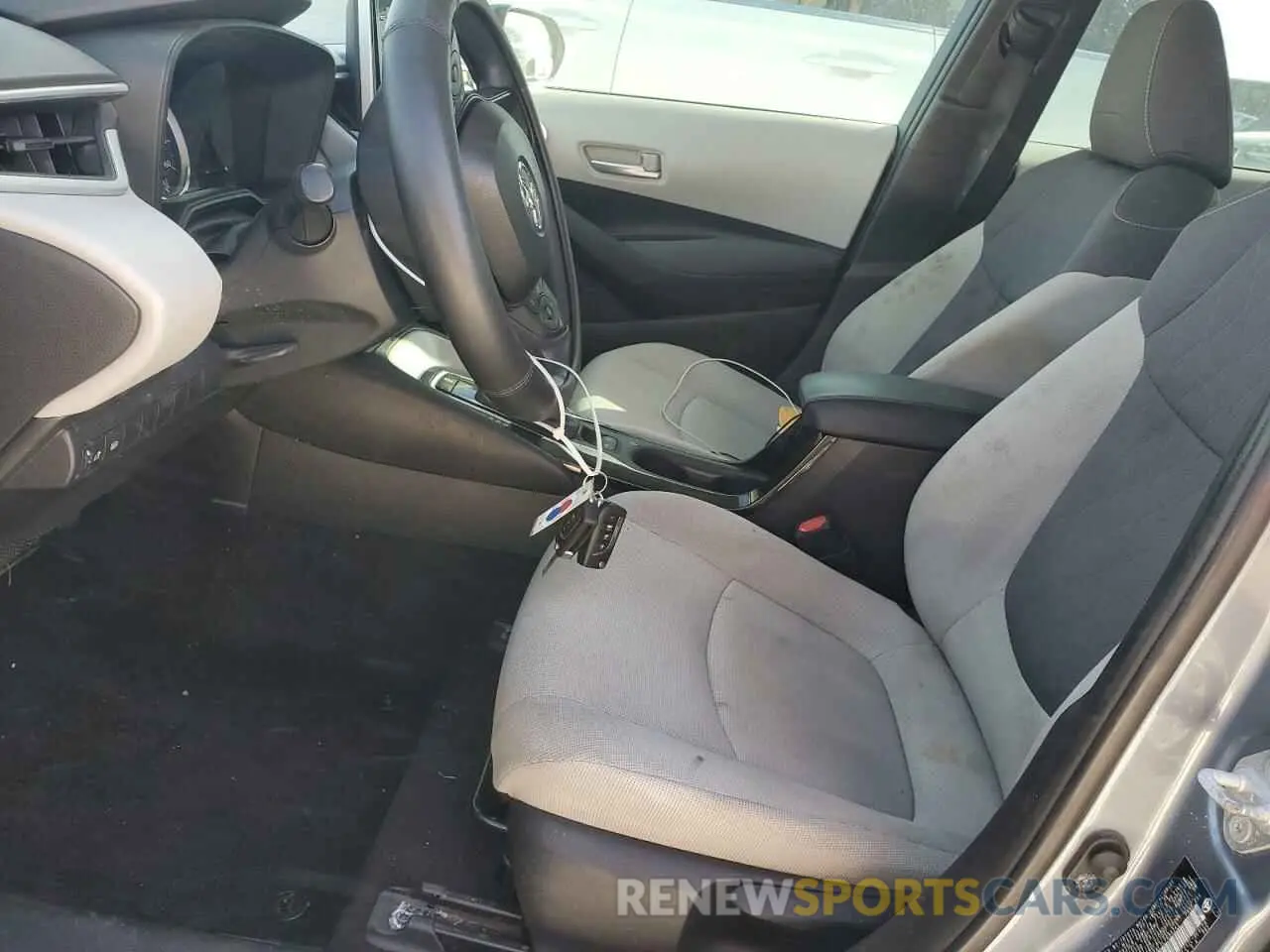 7 Photograph of a damaged car 5YFEPRAE3LP099343 TOYOTA COROLLA 2020