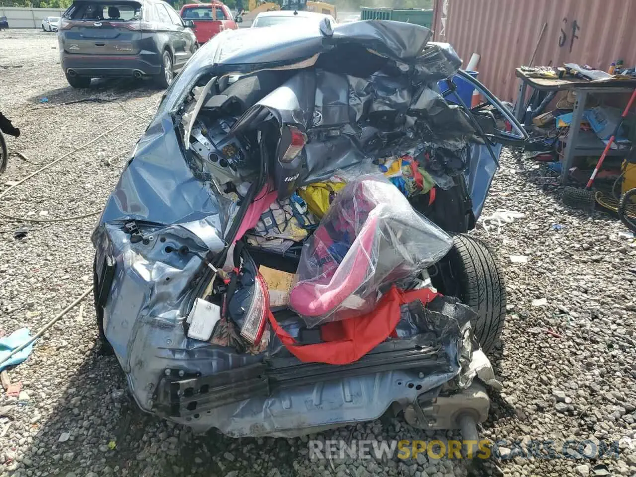 6 Photograph of a damaged car 5YFEPRAE3LP101124 TOYOTA COROLLA 2020