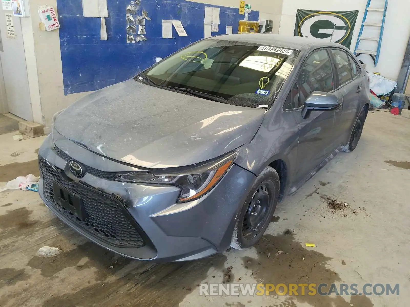 2 Photograph of a damaged car 5YFEPRAE3LP103200 TOYOTA COROLLA 2020